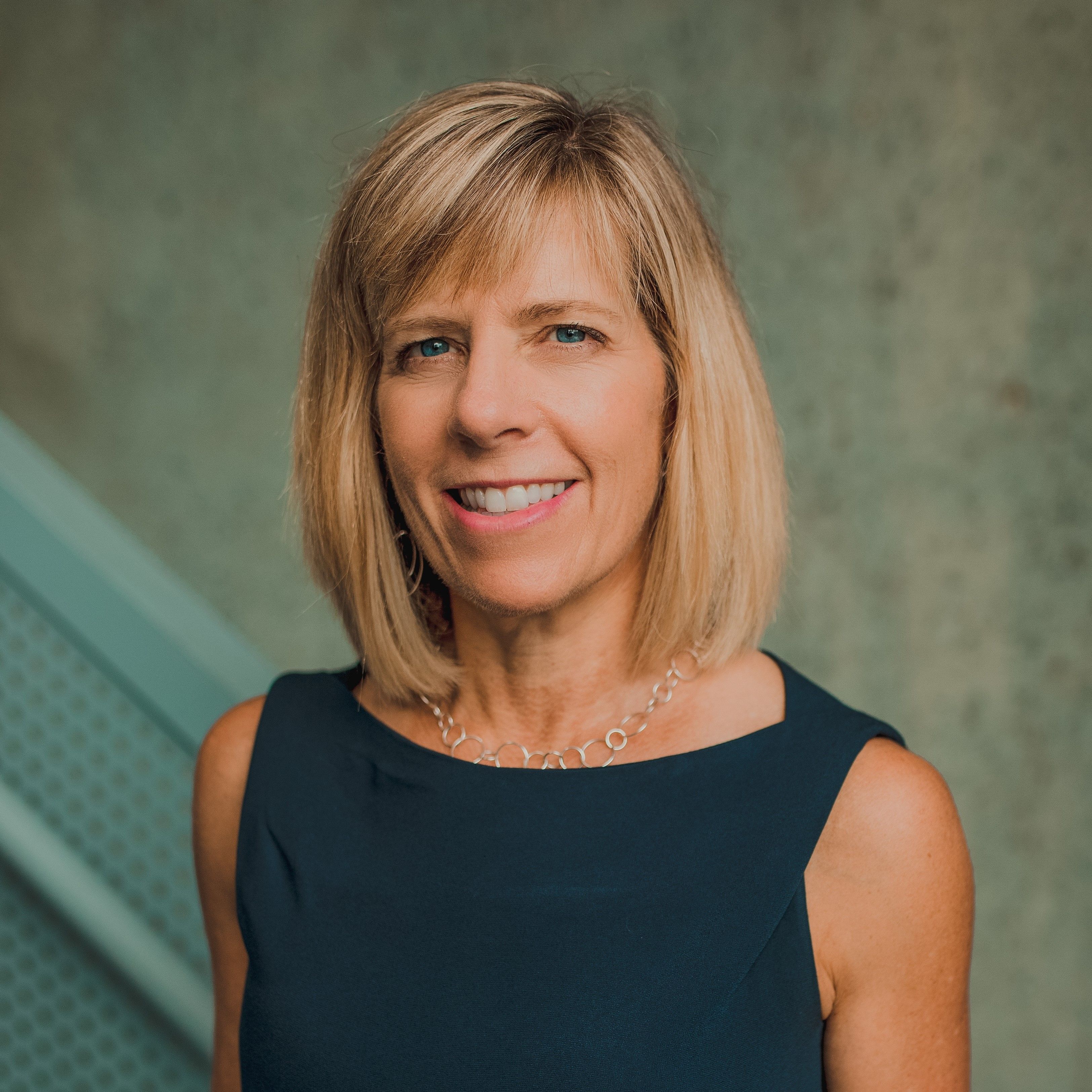 Andrea "Dea" Follmer Greenhoot