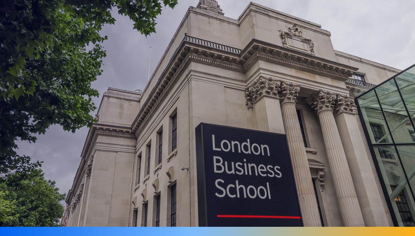 Illustration for the article London Business School Enhances Staff Experience and Leadership Growth with Explorance Blue